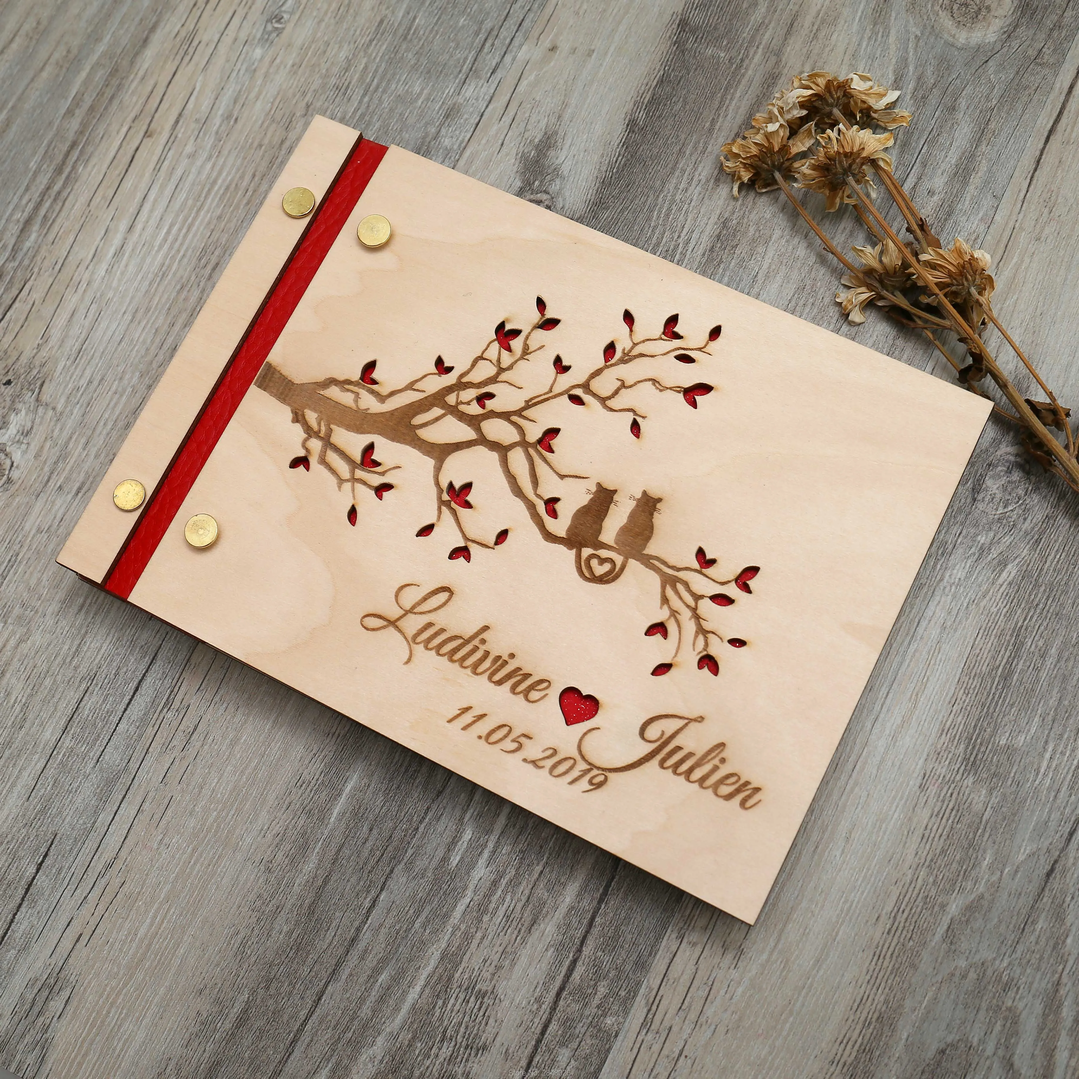 Rustic engraved tree with love - Personalized Guest Book ulasan dan harga